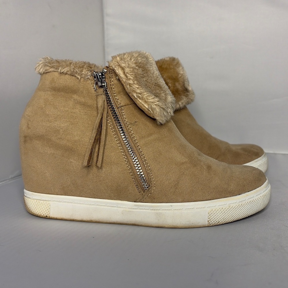Brash Tan Faux Suede Faux Fur Wedge Sneaker Booties Womens 8.5 L79625